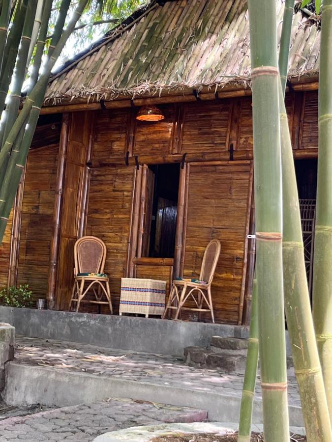 Para Para Cafe & Cottage Berastagi Bagian luar foto